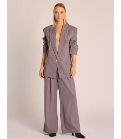 Alma en Pena Chaquetas|BLAZER RAYA DIPLOMÁTICA BRILLOS