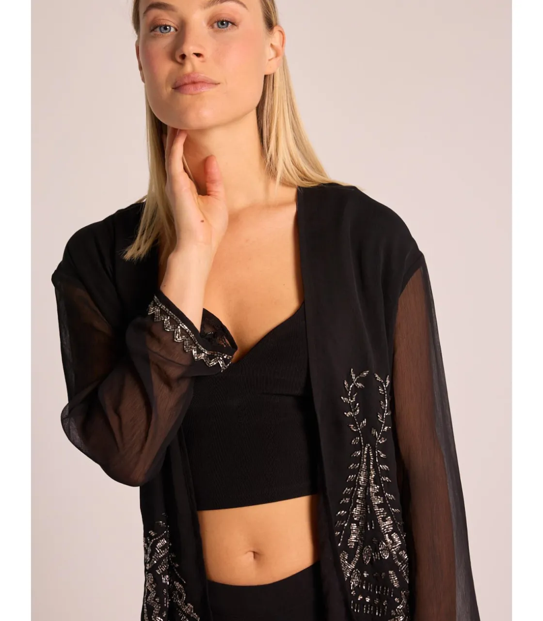 Alma en Pena Chaquetas|CHAQUETA CON ABALORIOS