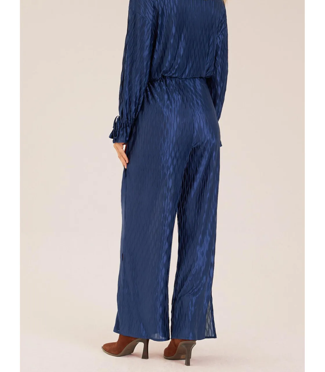 Alma en Pena Pantalones|PANTALÓN FLUIDO TEXTURA