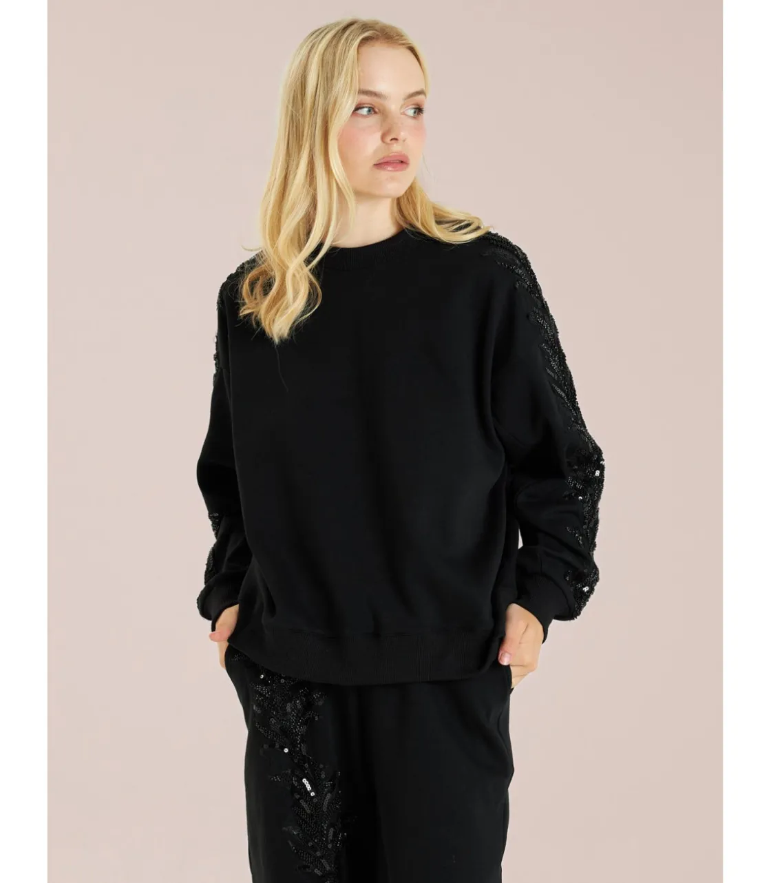 Alma en Pena Jerséis|SUDADERA CON DETALLE LENTEJUELAS